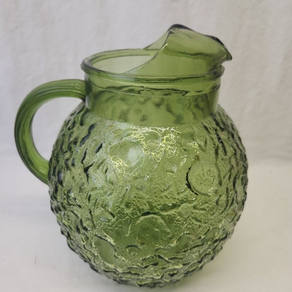 Anchor Hocking Lido Milano pitcher, 96 ounce Ball Pitcher with Ice Lip. Avocado green