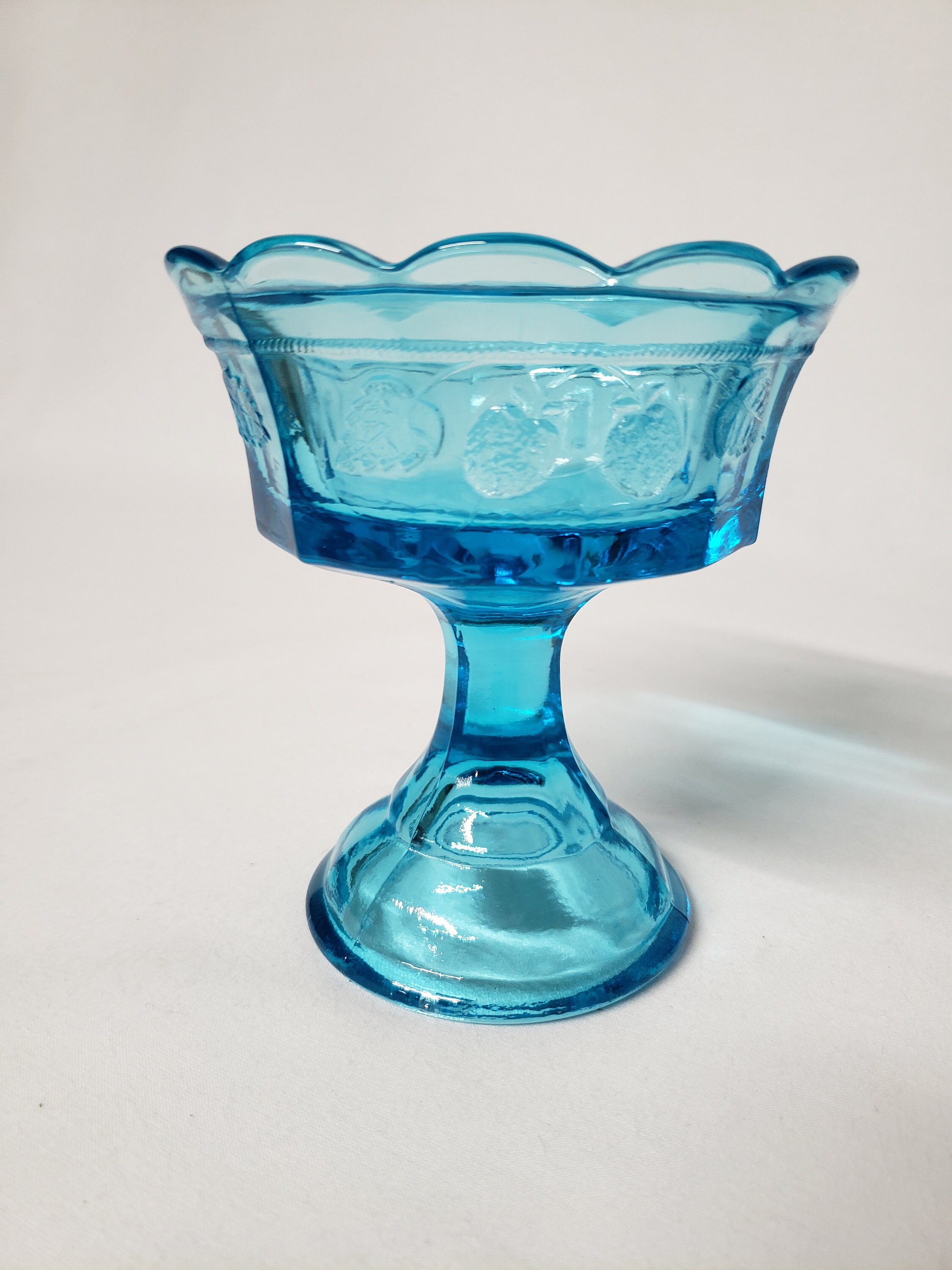 Art & Collectibles Collectibles Vintage Milk Glass Thumbprint Goblets ...