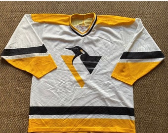 penguins white jersey