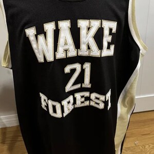 Tim Duncan signed jersey PSA/DNA Wake Forest Autographed Spurs