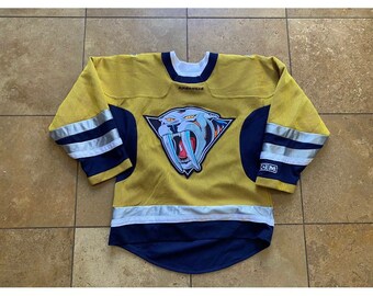 nashville predators throwback jersey