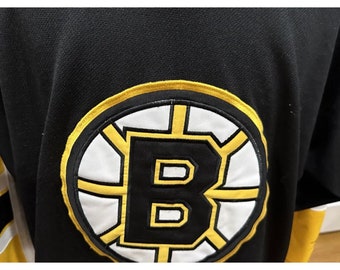 Pro Player ￼Authentic Boston Bruins NHL Hockey Jersey Vintage