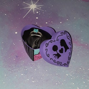 ring box Nightmare Before Christmas heart shaped / jewelry keepsake jack skellington & sally engagement wedding proposal image 8