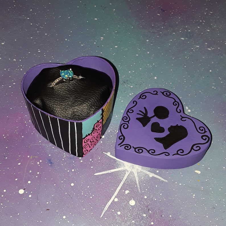 ring box Nightmare Before Christmas heart shaped / jewelry keepsake jack skellington & sally engagement wedding proposal image 9