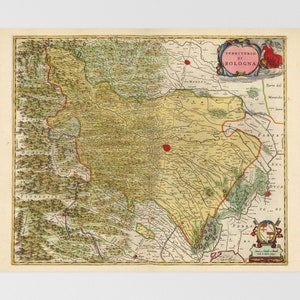 Op de afbeelding: Een antieke kaart van het grondgebied van Bologna, Italië, met een gedetailleerde weergave van rivieren, steden en omliggende gebieden. De kaart is in vintage stijl met een vergeelde achtergrond en bruine lijnen. De titel "Territorio di Bologna" wordt weergegeven in een decoratief banner in de rechterbovenhoek.