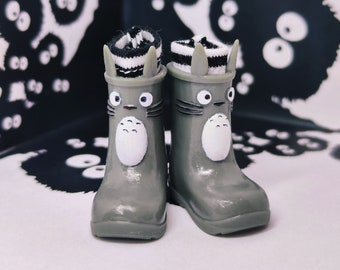 Totoro Boots for Blythe