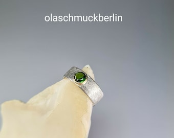 Handgefertigter Silberring z Turmalinem (Verdelith)
