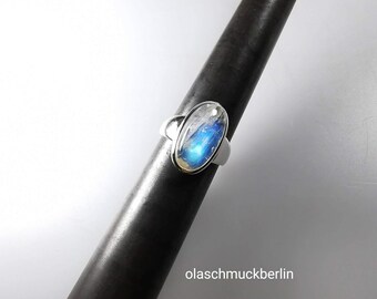 Silber Ring mit Mondstein