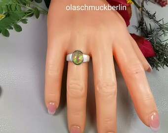 Opal Ring in 925 Silber gefasst