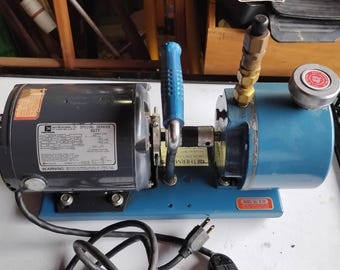 Marvac Direct-Drive High Vacuum Pump Model No R-20