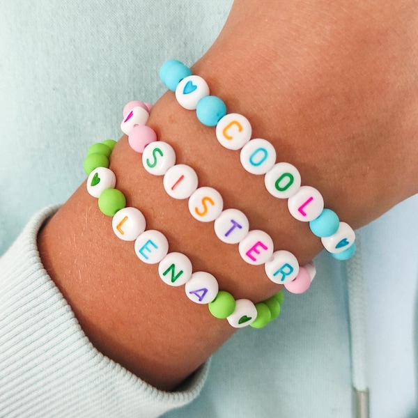 Pulsera infantil personalizada con perla de letras multicolor - pulsera con el nombre del niño - regalo para niña | niño