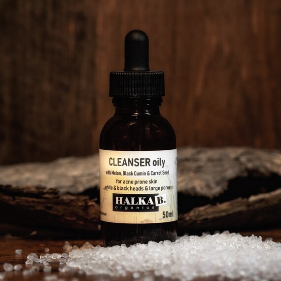 Cleansing oil for oily acne prone best sale skin