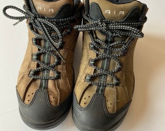 nike hiking boots 1990