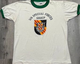 VTG 5th Special Forces Group 70s/80s White Army Airborne Military Ringer T Shirt