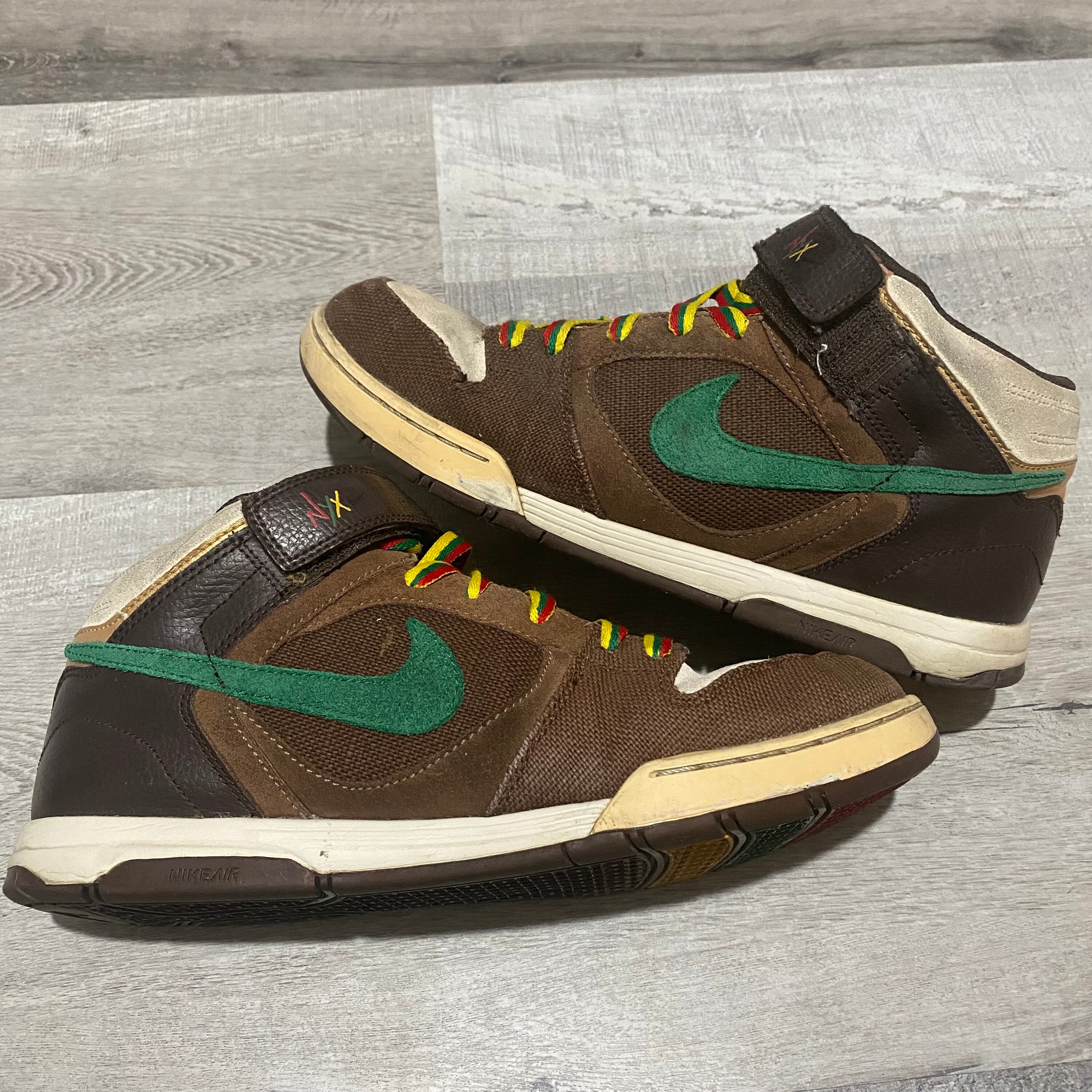 hecho Tender El sendero 2009 Nike Air Twilight NYX Mid Brown Cuero Rojo/Verde Rasta SB - Etsy España