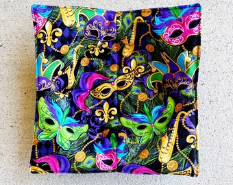 Mardi gras masks and fireworks quilted cotton reversible microwavable soup bowl holder or cozy