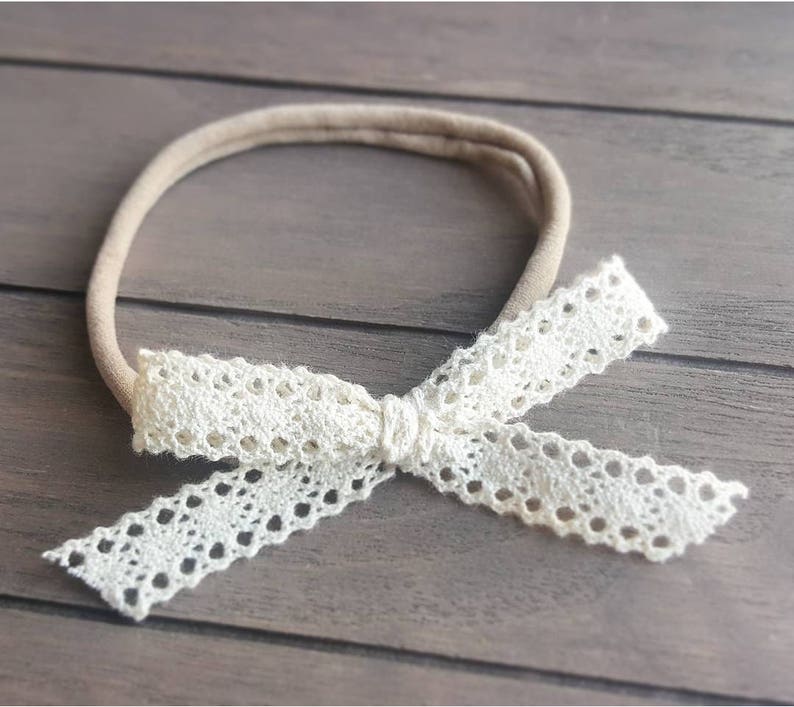 Ivory Handtied Bow InfantToddler Nylon Headbands Baby girl Pink Crochet Lace Dainty Bow Headband Fabric hair bowsClips