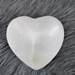 SELENITE HEART BOWL, Beautiful 4 inch White Selenite Heart Shaped, Crystal Charging Bowl
