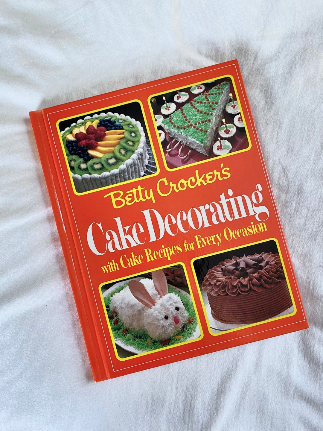 Vintage 1984 betty Crockers Cake Decorating Cookbook With Cake Recipes