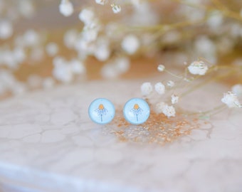 Baby Blue Daisy Earrings, Floral Earrings, Mothers Day Earrings, Small Earrings, Stud Earrings, Glass Earrings, Daisy Flower