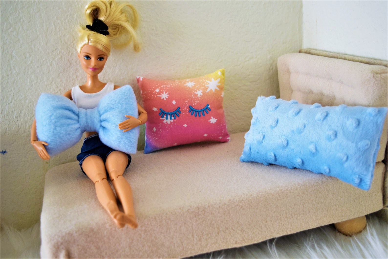 Barbie size pillows/set of 3/bow shape pillow/doll pillow/set Etsy