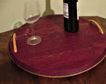 Plateau a service  en chêne  , diamètre 54cm  ( couvercle de barrique de vin)