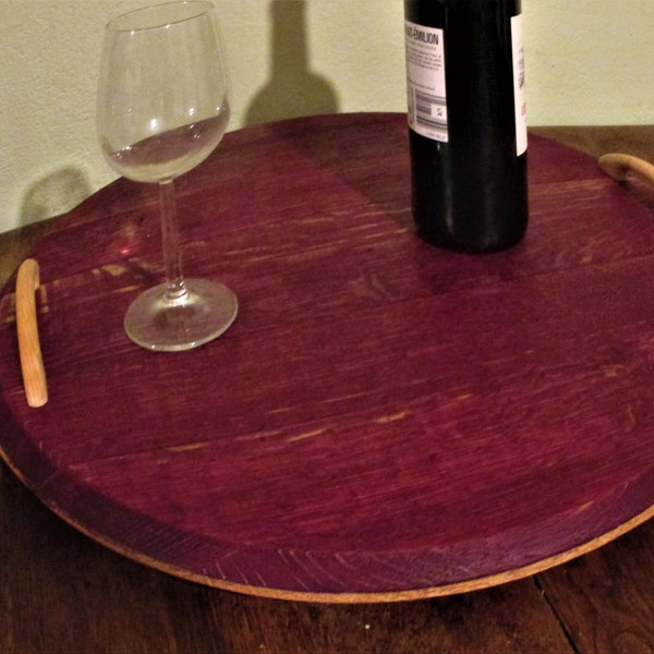 Plateau a service  en chêne  , diamètre 54cm  ( couvercle de barrique de vin)