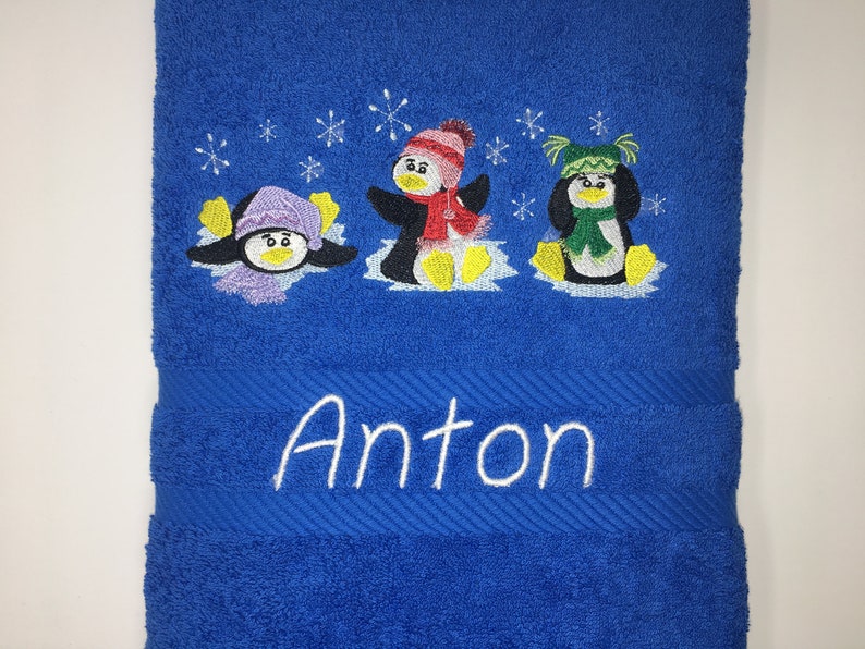 Hand Towel / Shower Towel / Bath Towel 470/500 g/meter Winter Penguins Penguin 02 Name Embroidery Embroidered Embroidery image 4