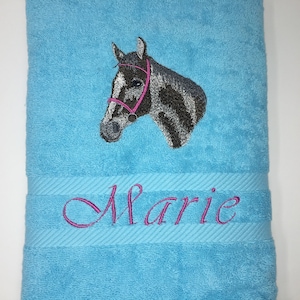 Towel or bath towel 470/500 g/meter pony horse 17 ponies horses foals horse horses name embroidered embroidery embroidery personalized