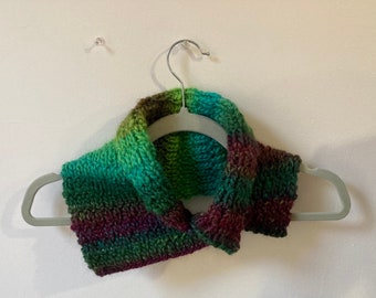 Hand-Knitted Asymmetric Gradient Stripe Wool Cowl