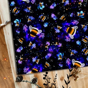Hummel Bummel Geschenkpapier, 5 Geschenkbögen, Bienen und Blumen, 42 cm x 60 cm