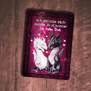 Cartolina d'amore del drago, fuoco e fiamme, San Valentino, gioco di ruolo fantasy gotico, vellutato e morbido