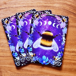 Gothic HUMMEL Postkarte, Mondphasen, Bienen, Galalxy Grußkarte