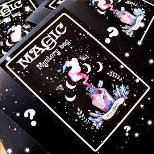 Gothic Mystery Magic Bag Überraschungstüte mit Notizblöcken, Postkarten, Stickern, Buttons, Magnete