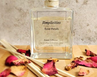 5oz Rose Petals Nontoxic Reed Diffuser with Natural Rattan Reeds