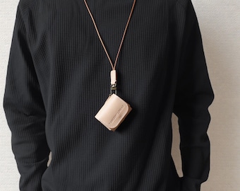Handmade Buttero Leather AirPods Case – Personalized, Detachable Strap