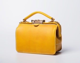 Dulles Doctor Bag-Women&#39;s Cowhide Leather  Handbag Handmade Shoulder Bag
