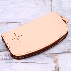 Cartera de cuero con cremallera floral ahuecada Cartera de mano
