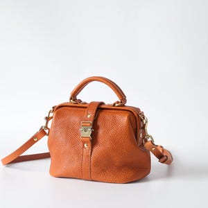 Sac de médecin en cuir souple - sac de style médecin, sac à main en cuir, sac à bandoulière, sac en cuir monogramme, à porter au quotidien