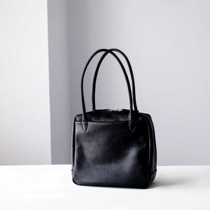 Sac à main carré en cuir souple - Sac de tous les jours élégant et pratique