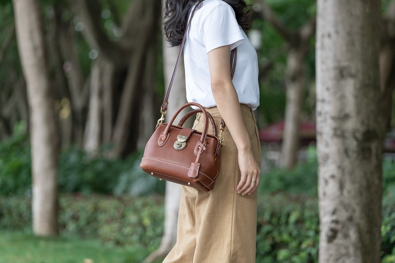 Dulles Doctor Bag-women's Cowhide Leather Handbag Handmade - Etsy