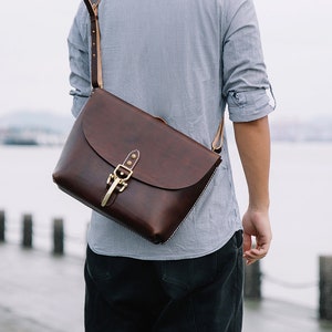 Men&#39;s Cowhide Leather Large Messenger Handbag Handmade Shoulder Bag