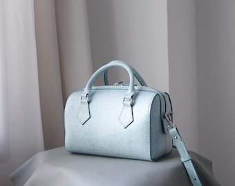 Handmade Leather Boston Bag: Women's Barrel Bag with Shoulder Strap