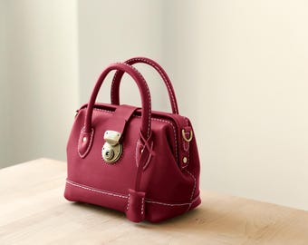 Handmade Burgundy Leather Doctor Bag: Italian Cowhide Top Handle Bag