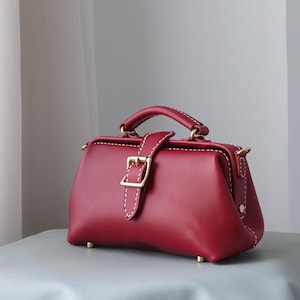 Leather Doctors Bag- Doctor Style Bag, Leather Purse, Off Shoulder Bag, Monogram Leather Bag, Every Day Carry