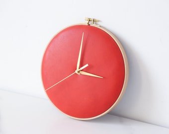 Leather  Wall Clock - Unique Minimalist Leather Wall Clock - Silent Mechanism - Home decor gift - Wall Decor