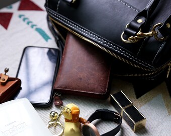 70's USA製 Leather mini boston bag Mini Boston Bag- Women's Leather Barrel Bag Handmade