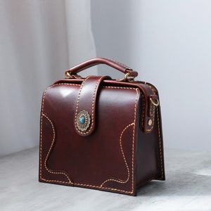 Doctor Bag-Women&#39;s Cowhide Leather Small Business Handbag Handmade Shoulder Bag