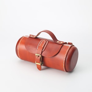 Sac à bandoulière en cuir seau Capsule fait à la main