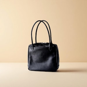 Soft Leather Square Handbag – Stylish and Practical Everyday Bag